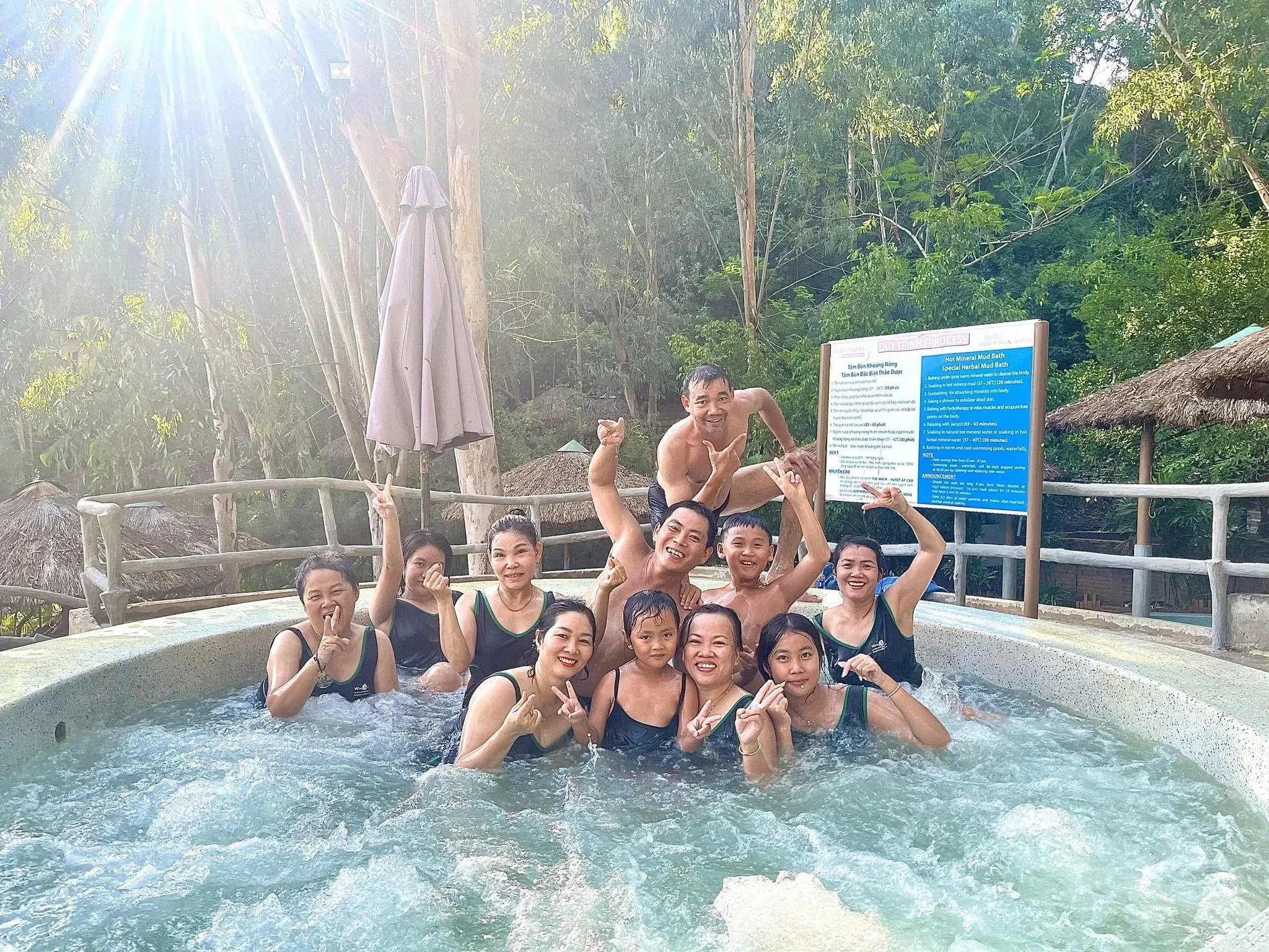 du-khach-chup-anh-check-in-tai-khu-tam-bun-thap-ba-nha-trang-2